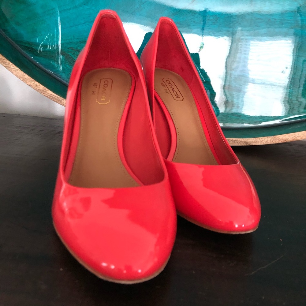 Coach Nala Bright Coral Patent pumps size 7.5